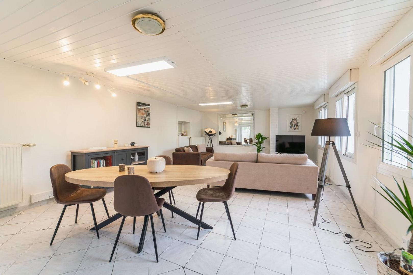 Le Gue Sourdeau: 150M² 5 Min From Futuroscope Leilighet Chasseneuil-du-Poitou Eksteriør bilde